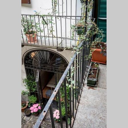 Apartamento Loft In Pieno Centro Storico Como Exterior foto