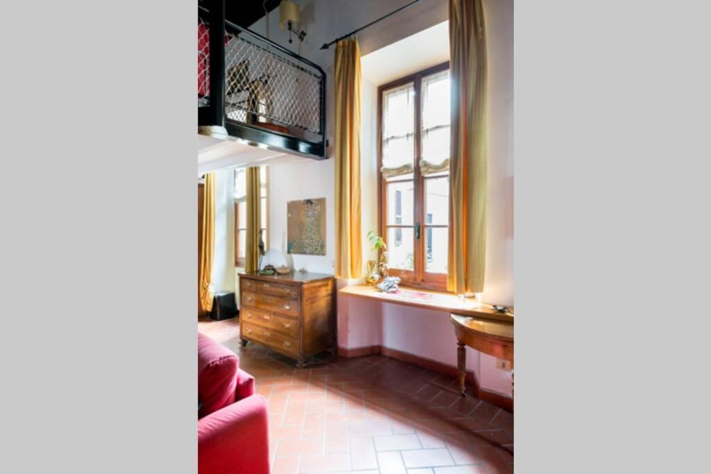 Apartamento Loft In Pieno Centro Storico Como Exterior foto